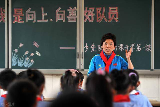 若真如老爷子所说，苏知鱼的妈妈爱屋及乌，那叶辰与苏知鱼的事情，倒真是有几分可能......。